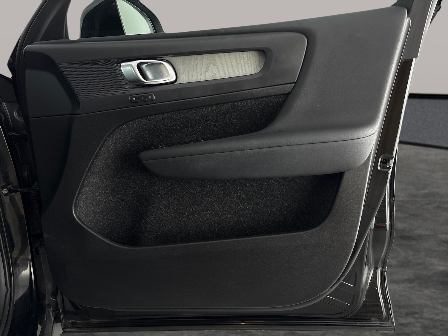 Used Volvo XC40 2020 for sale - 76915386: Photo 36