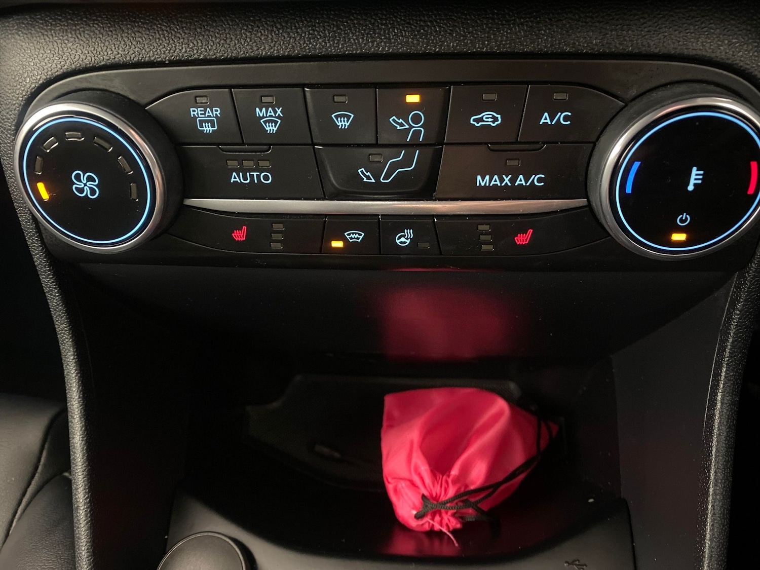 Used Ford Fiesta 2022 for sale - 76766650: Photo 18