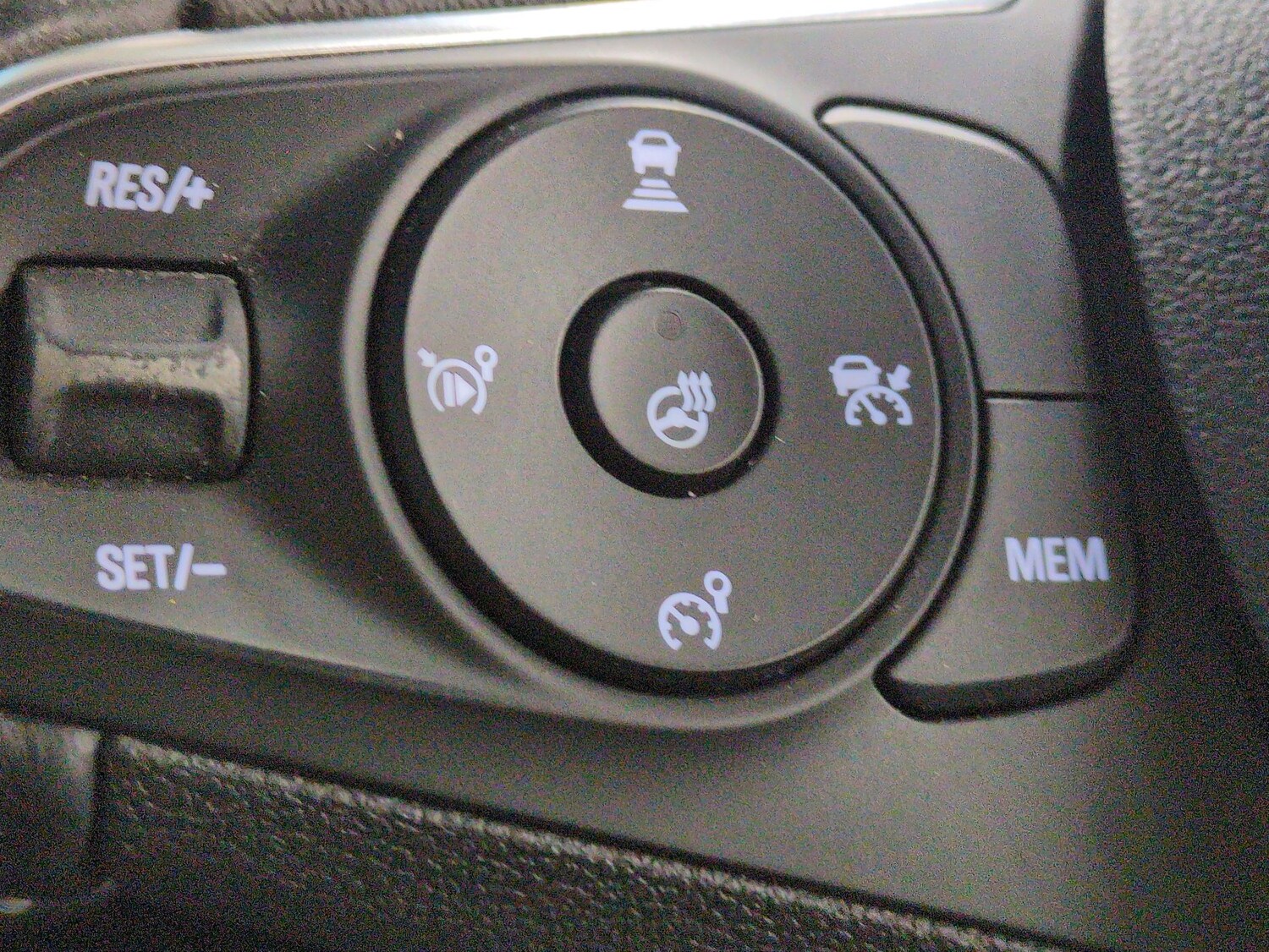 Used Vauxhall Mokka Electric 2021 for sale - 76821824: Photo 18