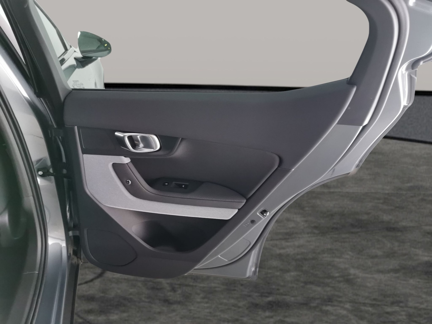 Used Polestar Polestar 2 2025 for sale - 78000908: Photo 32