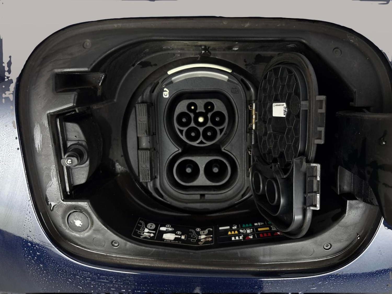 Used Mercedes-Benz EQC 2021 for sale - 76919458: Photo 37