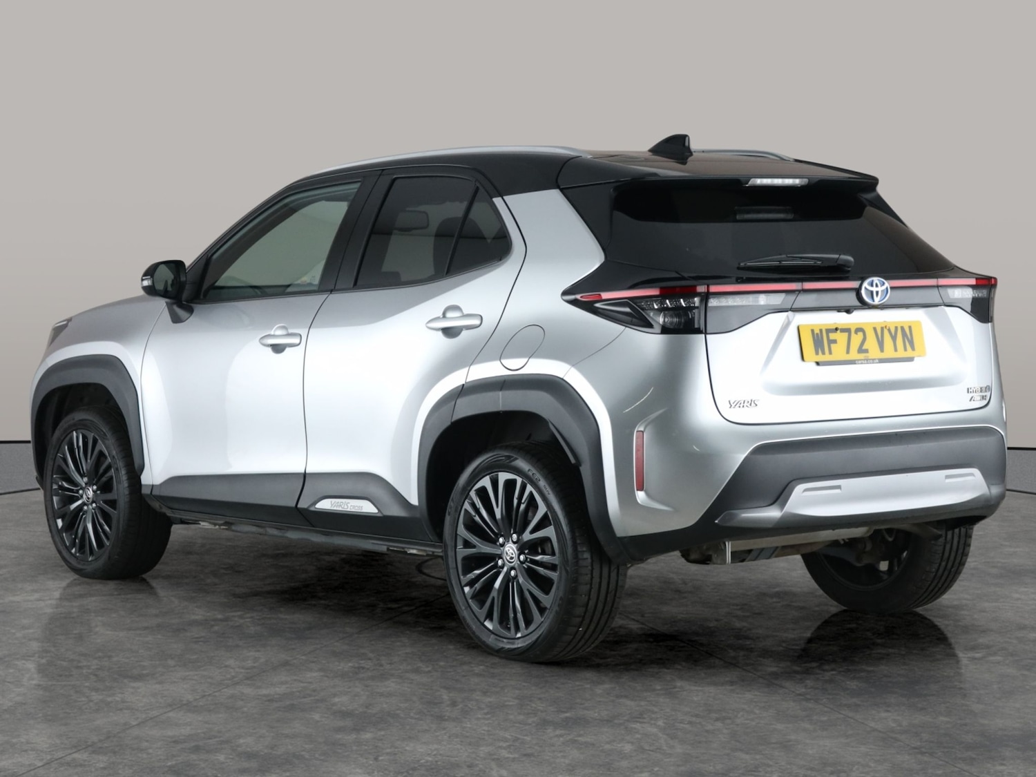 Used Toyota Yaris Cross 2022 for sale - 76980398: Photo 12