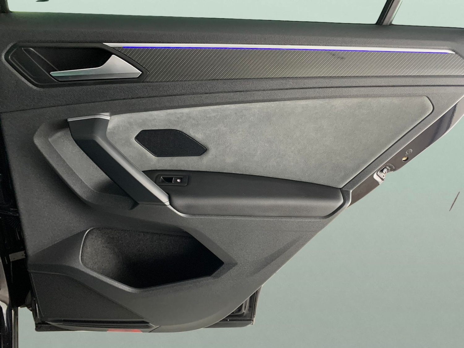 Used Volkswagen Tiguan 2022 for sale - 76719865: Photo 32