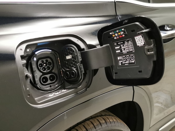 Used Mercedes-Benz EQB 2022 for sale - 76303148: Photo 44