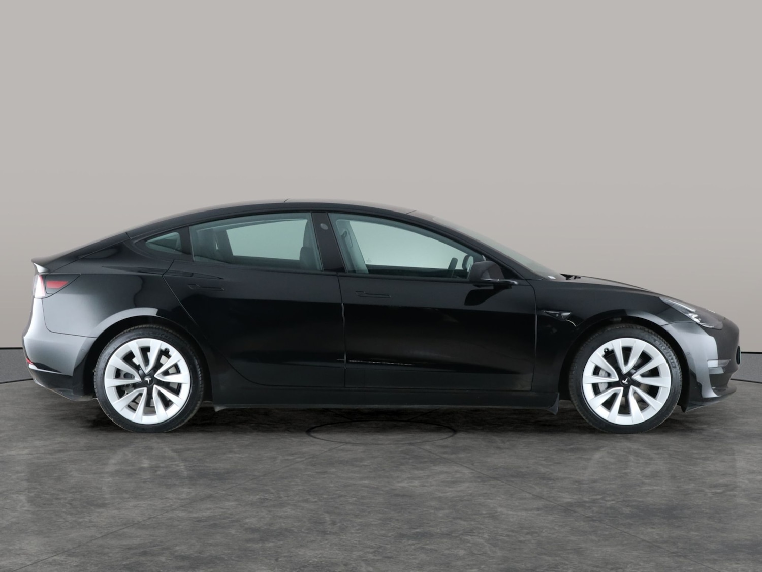 Used Tesla Model 3 2021 for sale - 76638439: Photo 10