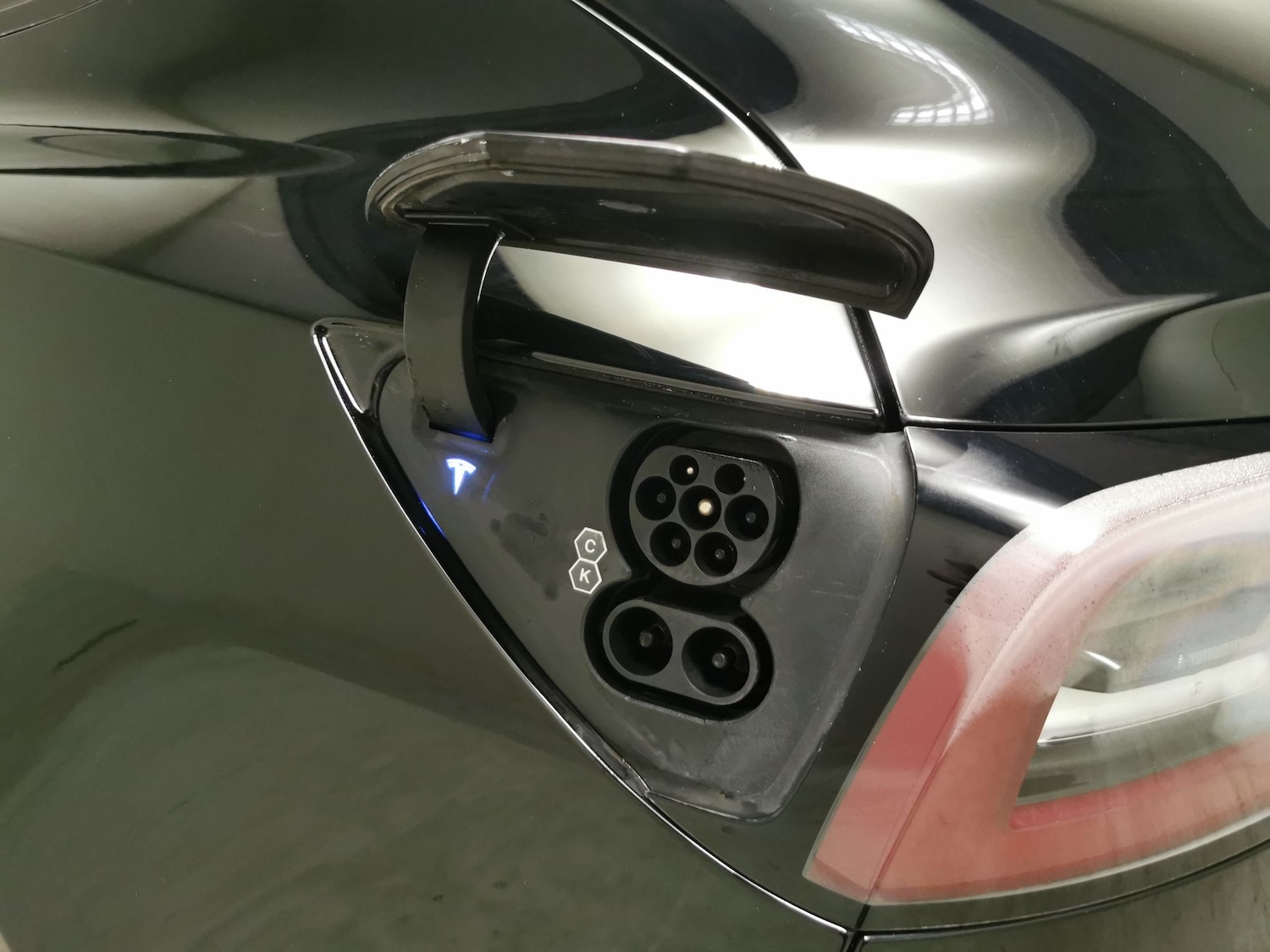 Used Tesla Model 3 2021 for sale - 76638439: Photo 28