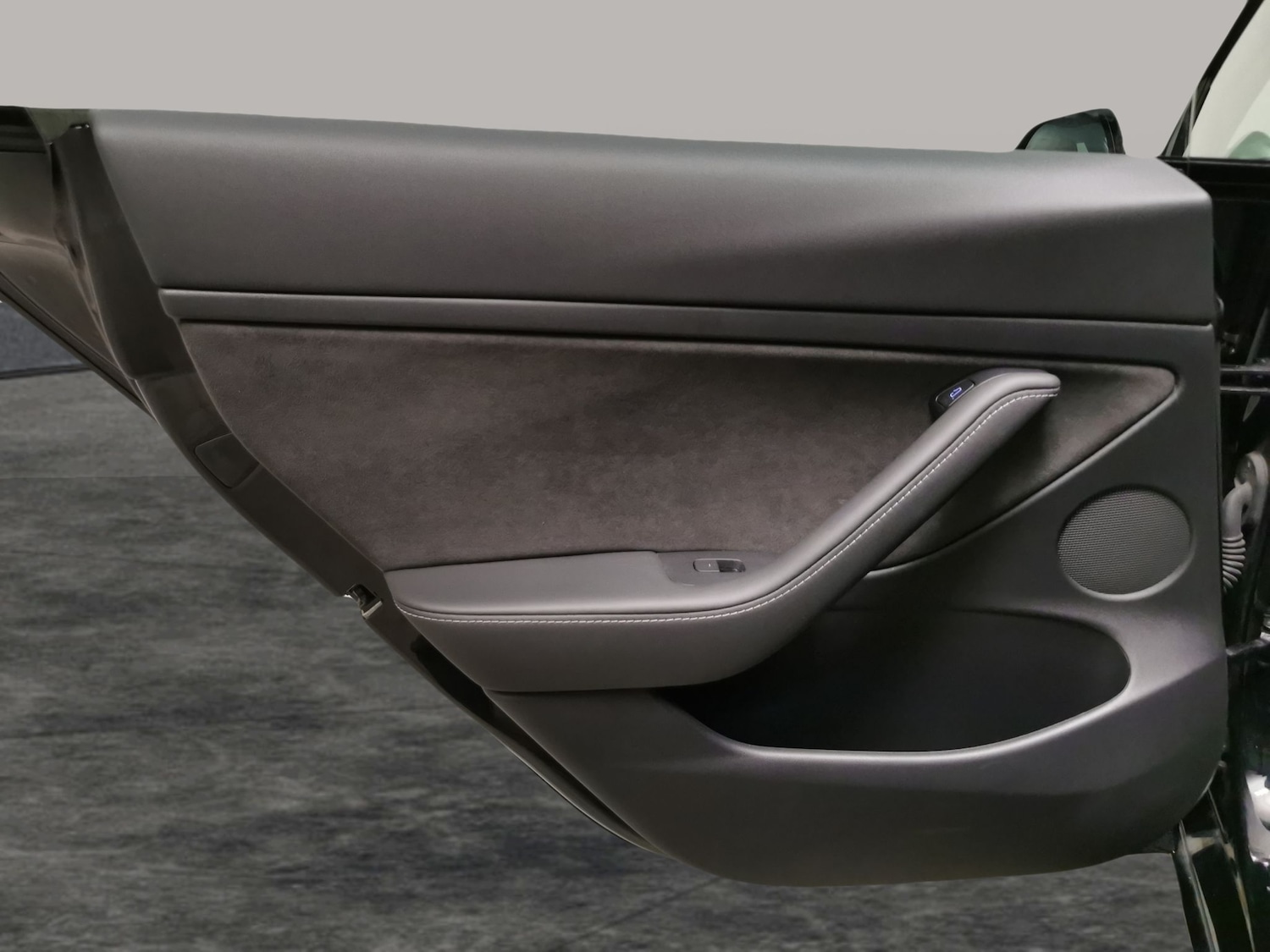 Used Tesla Model 3 2021 for sale - 76638439: Photo 30