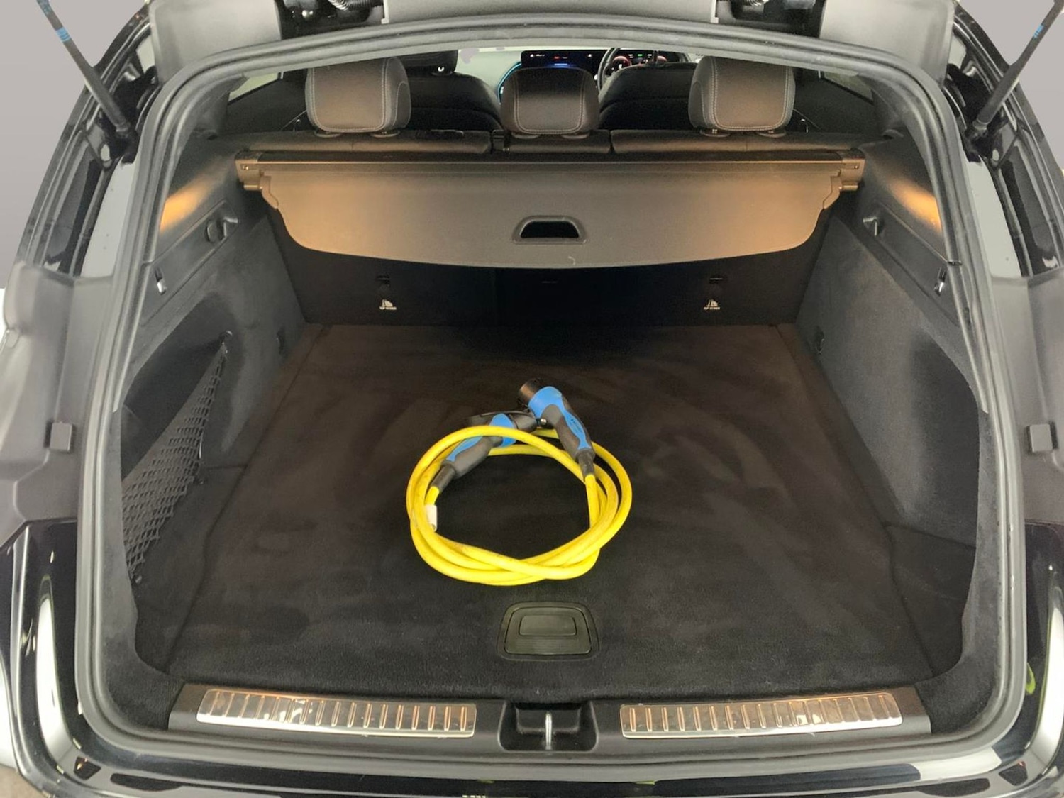 Used Mercedes-Benz EQC 2022 for sale - 76948816: Photo 36