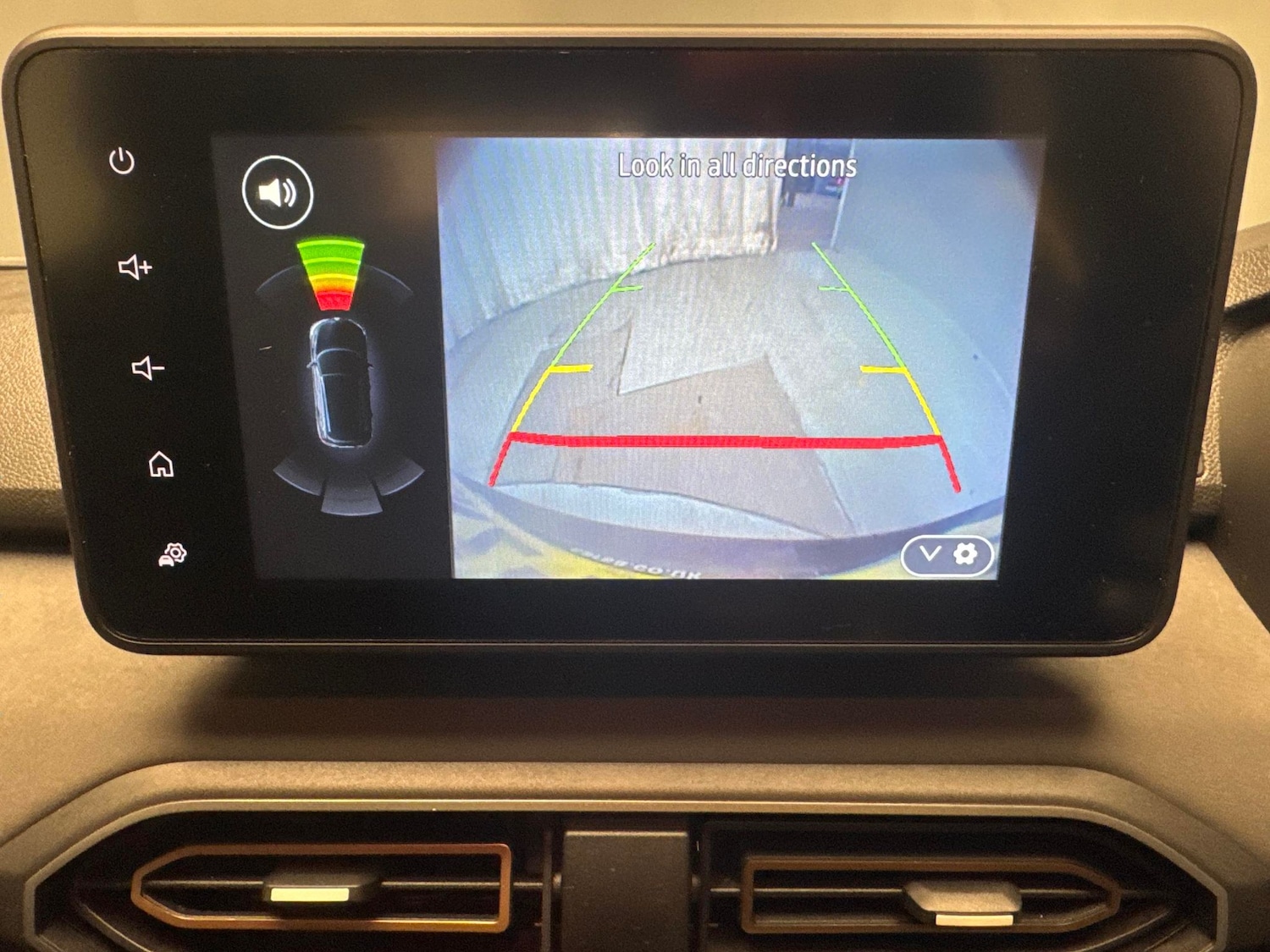 Used Dacia Sandero Stepway 2024 for sale - 76773705: Photo 5