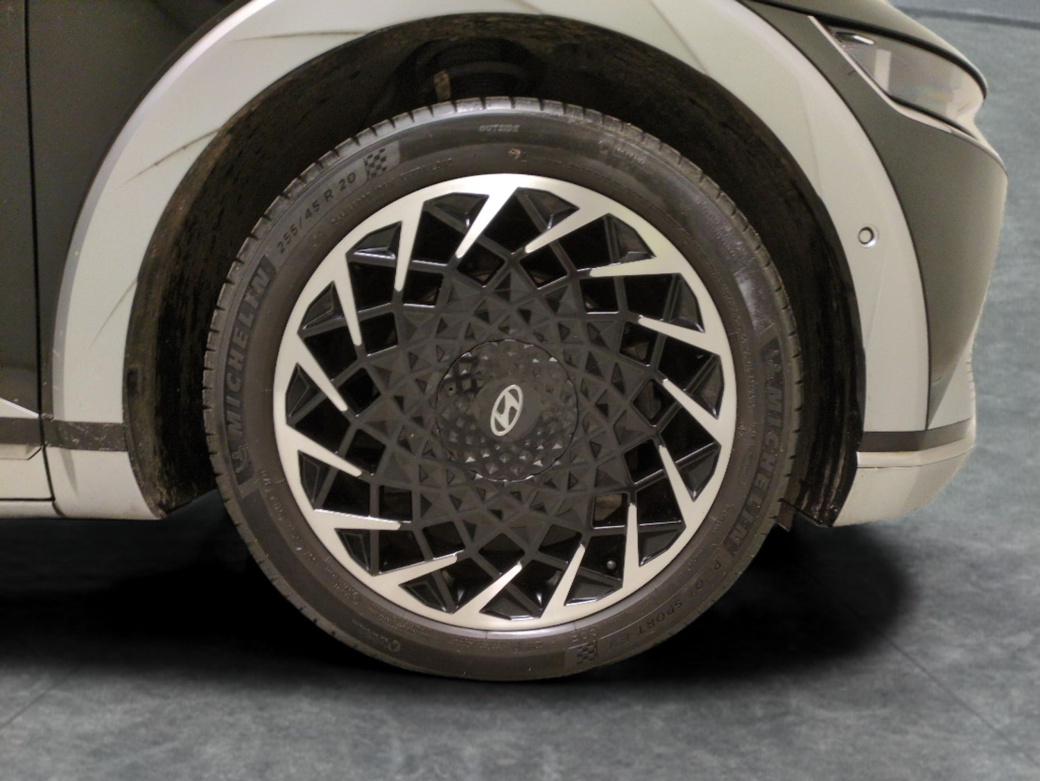 Used Hyundai IONIQ 5 2022 for sale - 77743304: Photo 36