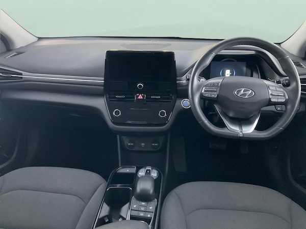 Used Hyundai IONIQ 2021 for sale - 76310489: Photo 4
