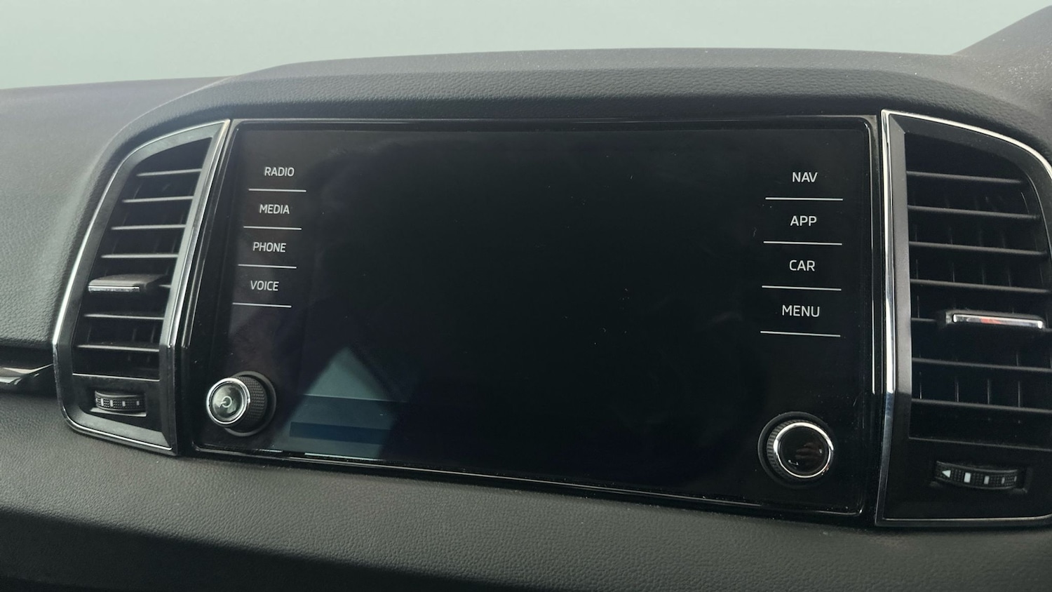 Used Skoda Karoq 2022 for sale - 77381353: Photo 10