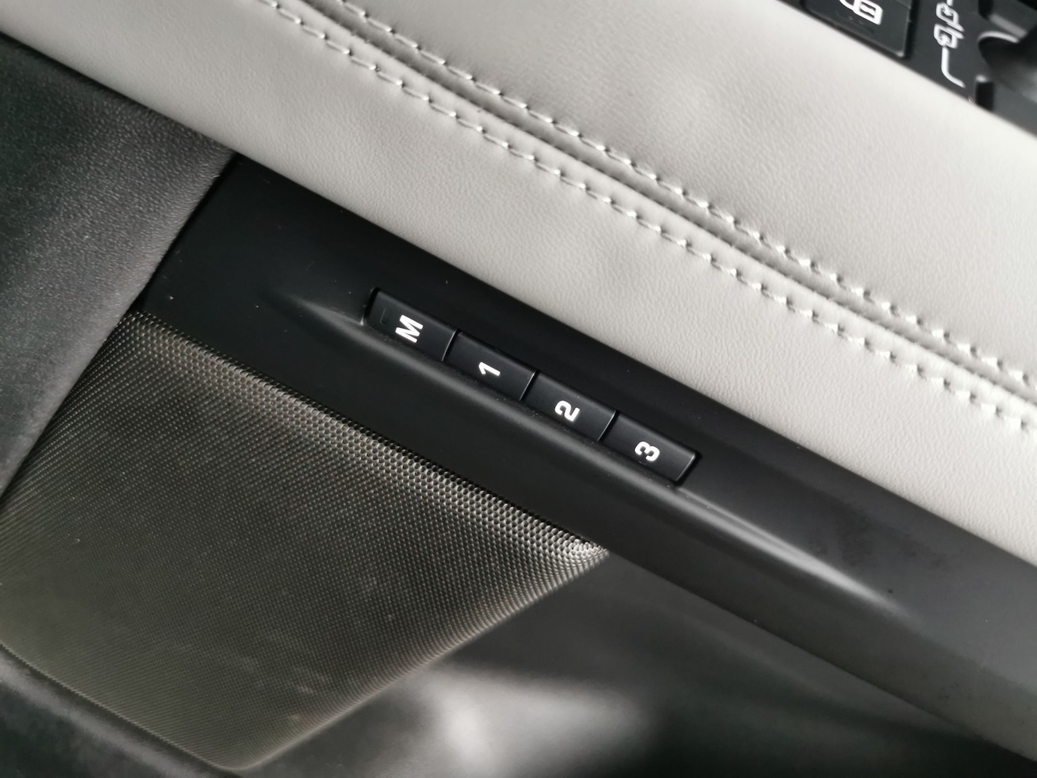 Used Land Rover Range Rover Evoque 2023 for sale - 77791430: Photo 18