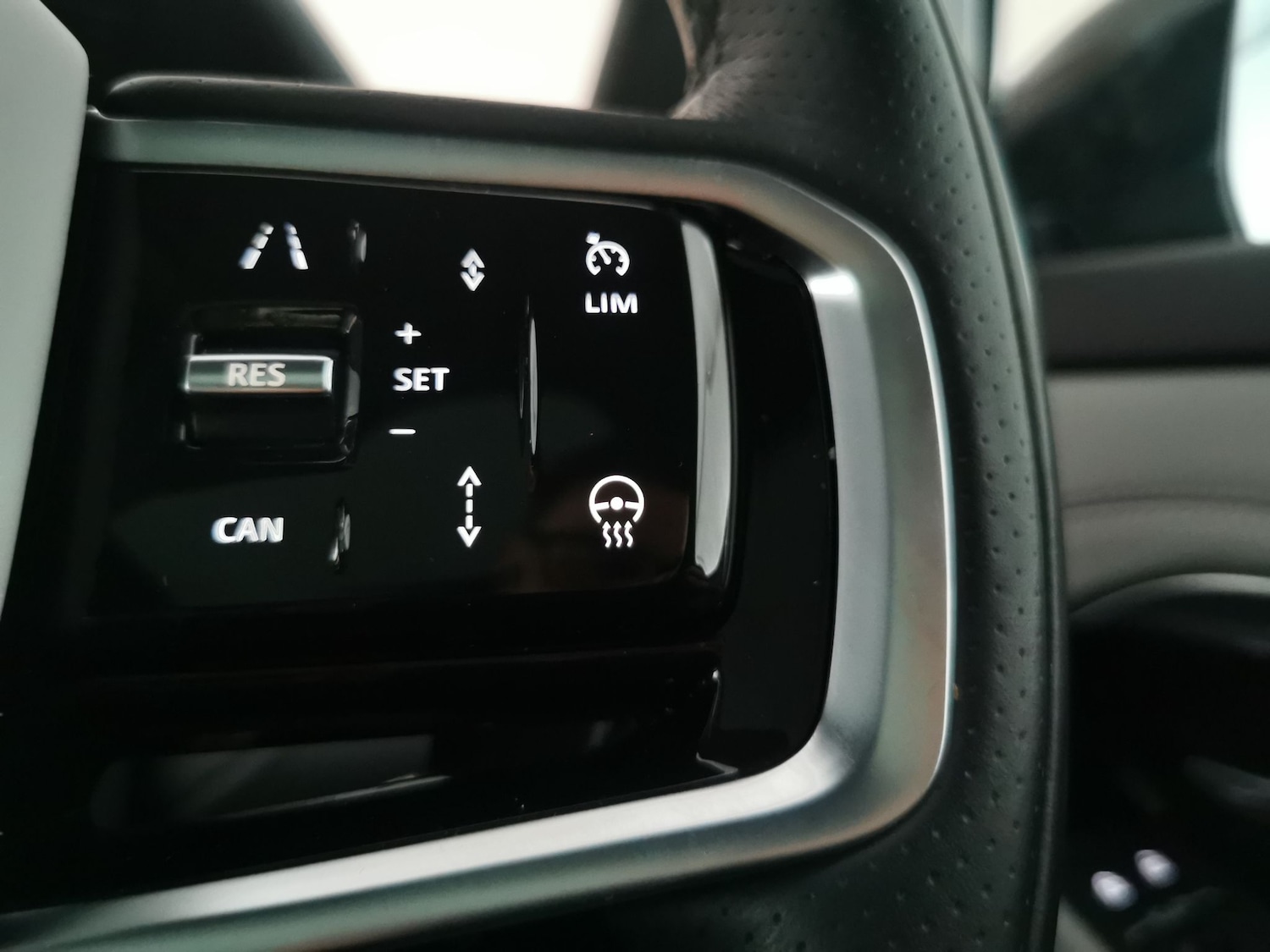 Used Land Rover Range Rover Evoque 2023 for sale - 77791430: Photo 25