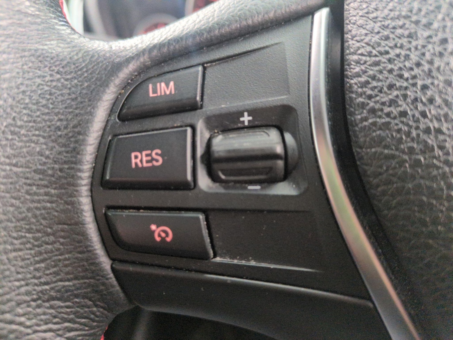 Used BMW 3 Series 2018 for sale - 76439621: Photo 23