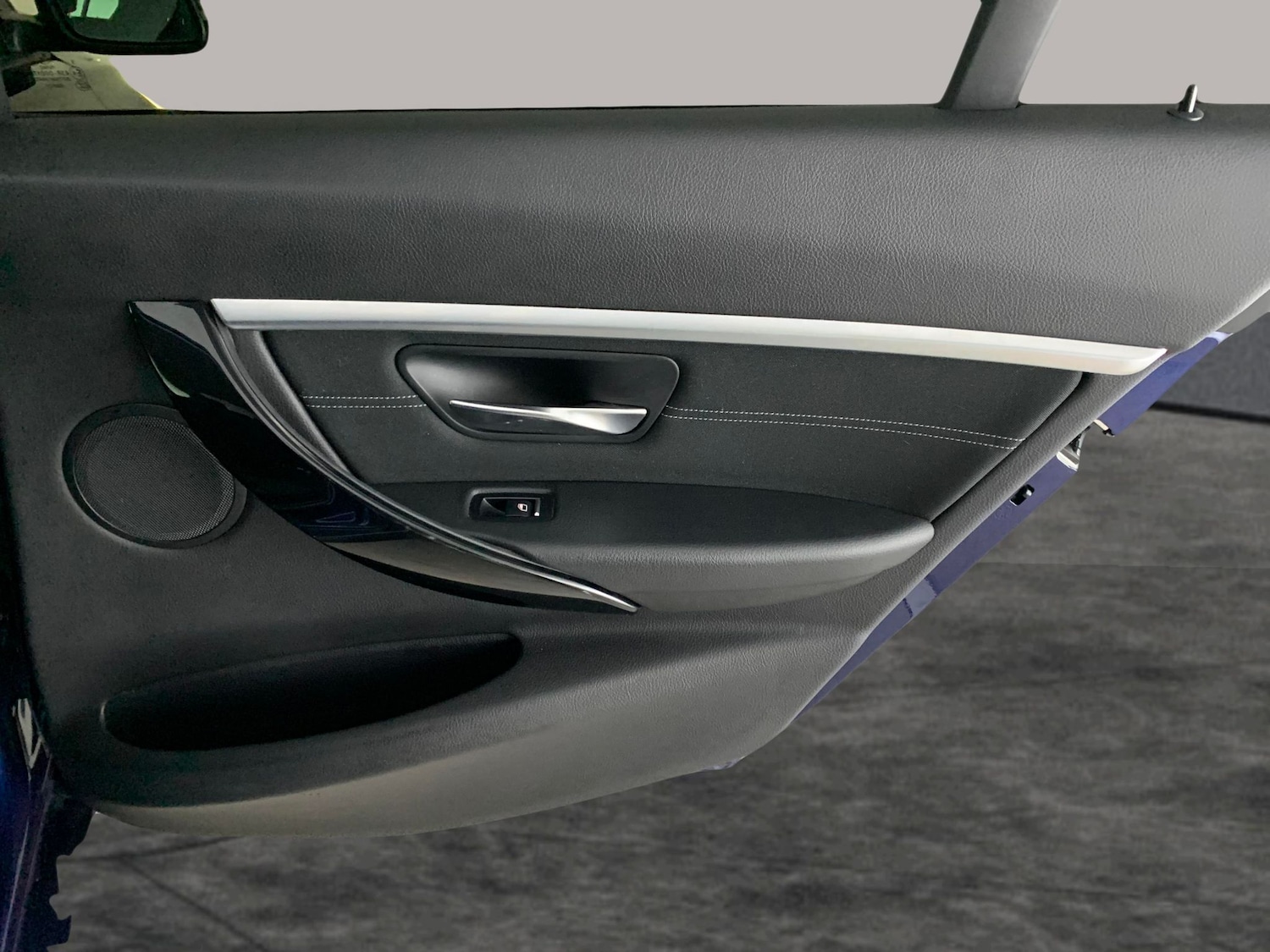 Used BMW 3 Series 2018 for sale - 76439621: Photo 34