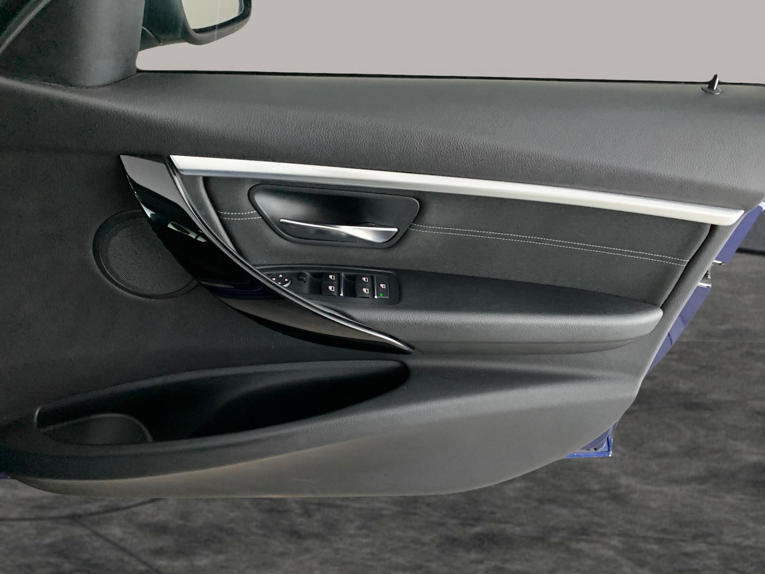 Used BMW 3 Series 2018 for sale - 76439621: Photo 35