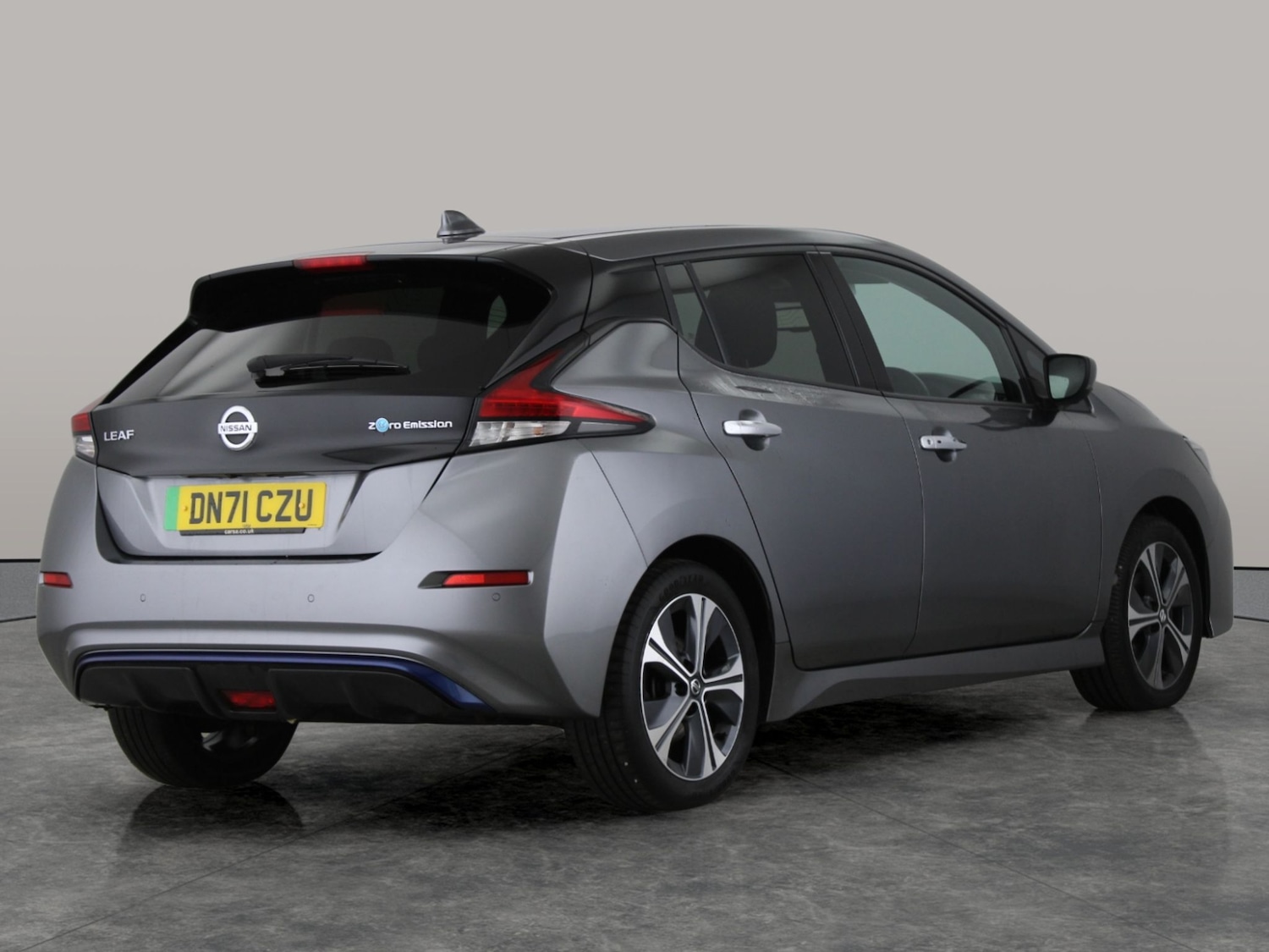 Used Nissan Leaf 2021 for sale - 77136663: Photo 11