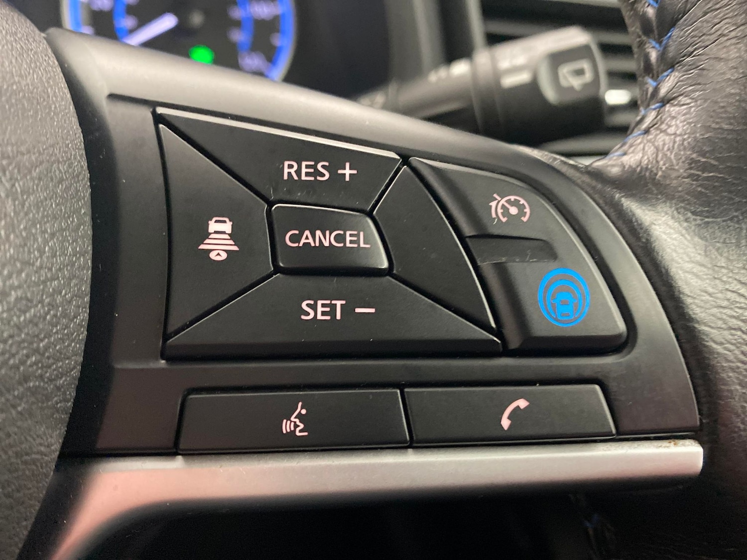 Used Nissan Leaf 2021 for sale - 77136663: Photo 17