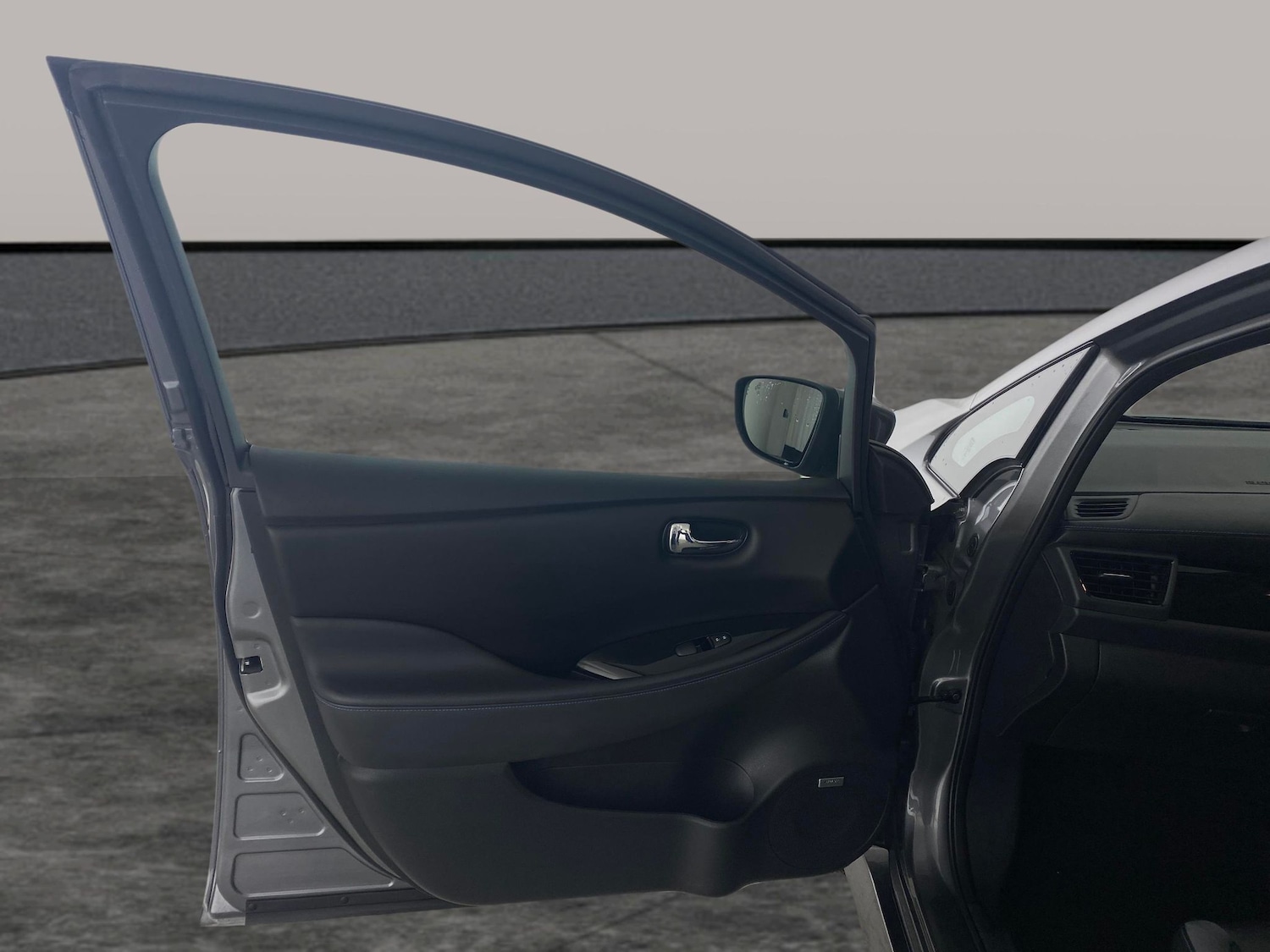 Used Nissan Leaf 2021 for sale - 77136663: Photo 22