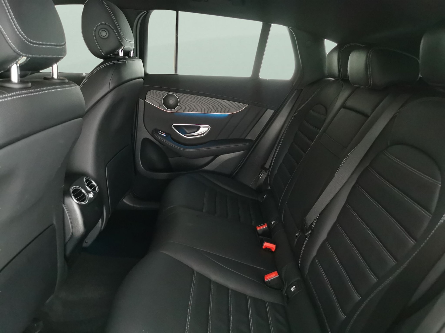 Used Mercedes-Benz EQC 2022 for sale - 76978311: Photo 31