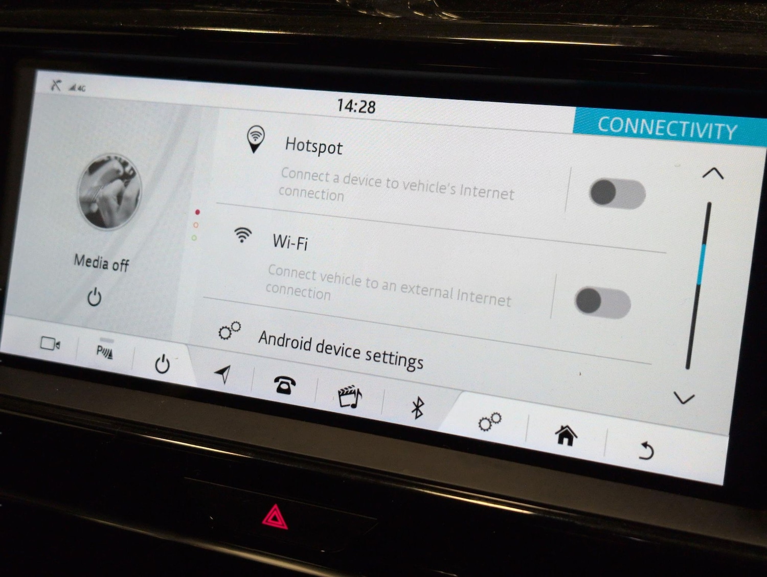 Used Jaguar XE 2020 for sale - 76882214: Photo 14