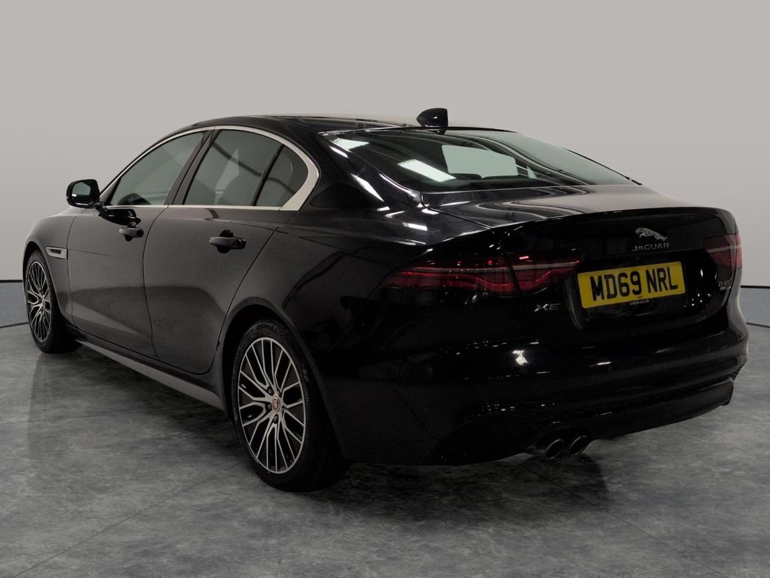Used Jaguar XE 2020 for sale - 76882214: Photo 8