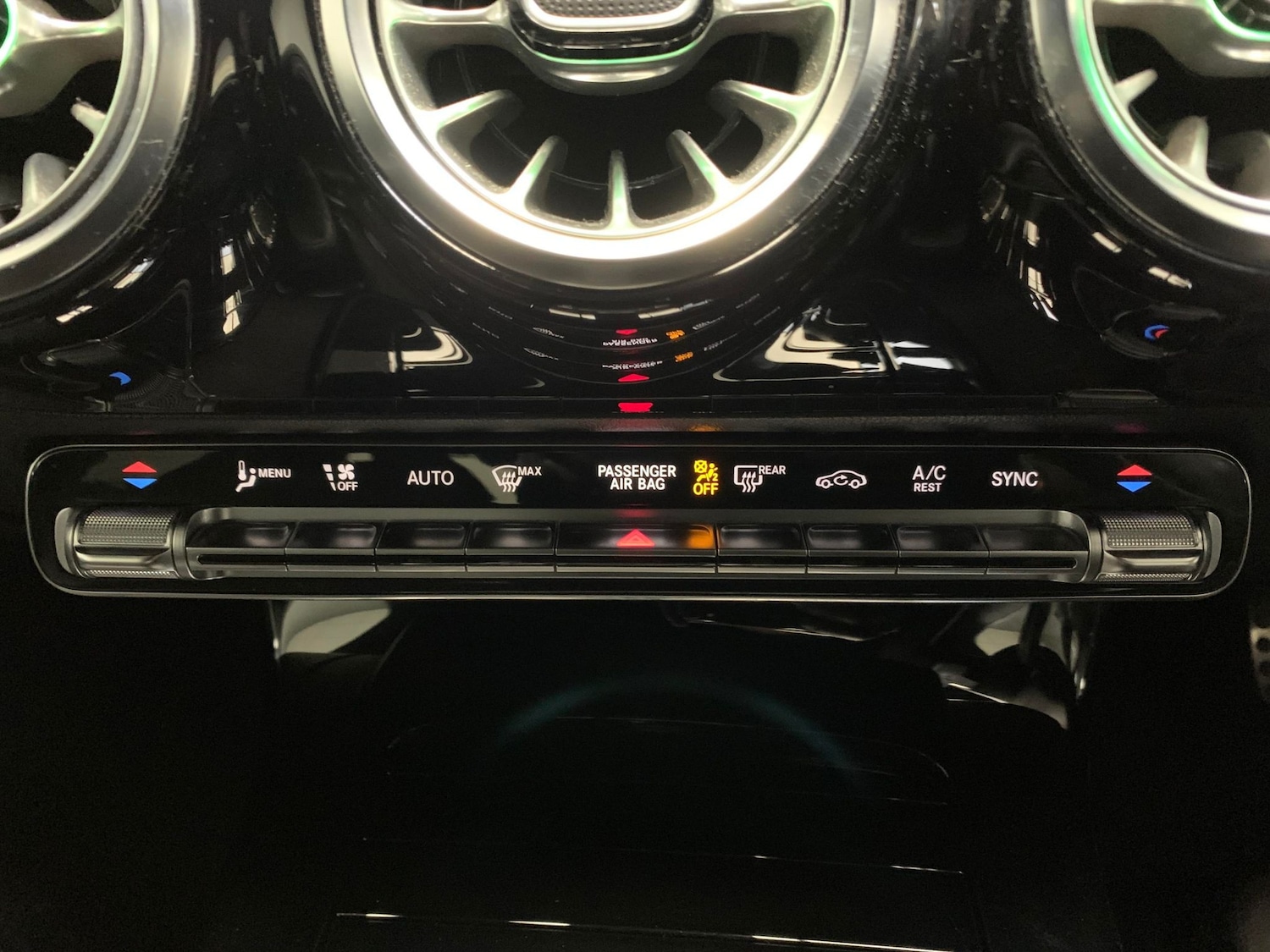 Used Mercedes-Benz CLA 2022 for sale - 76842437: Photo 20