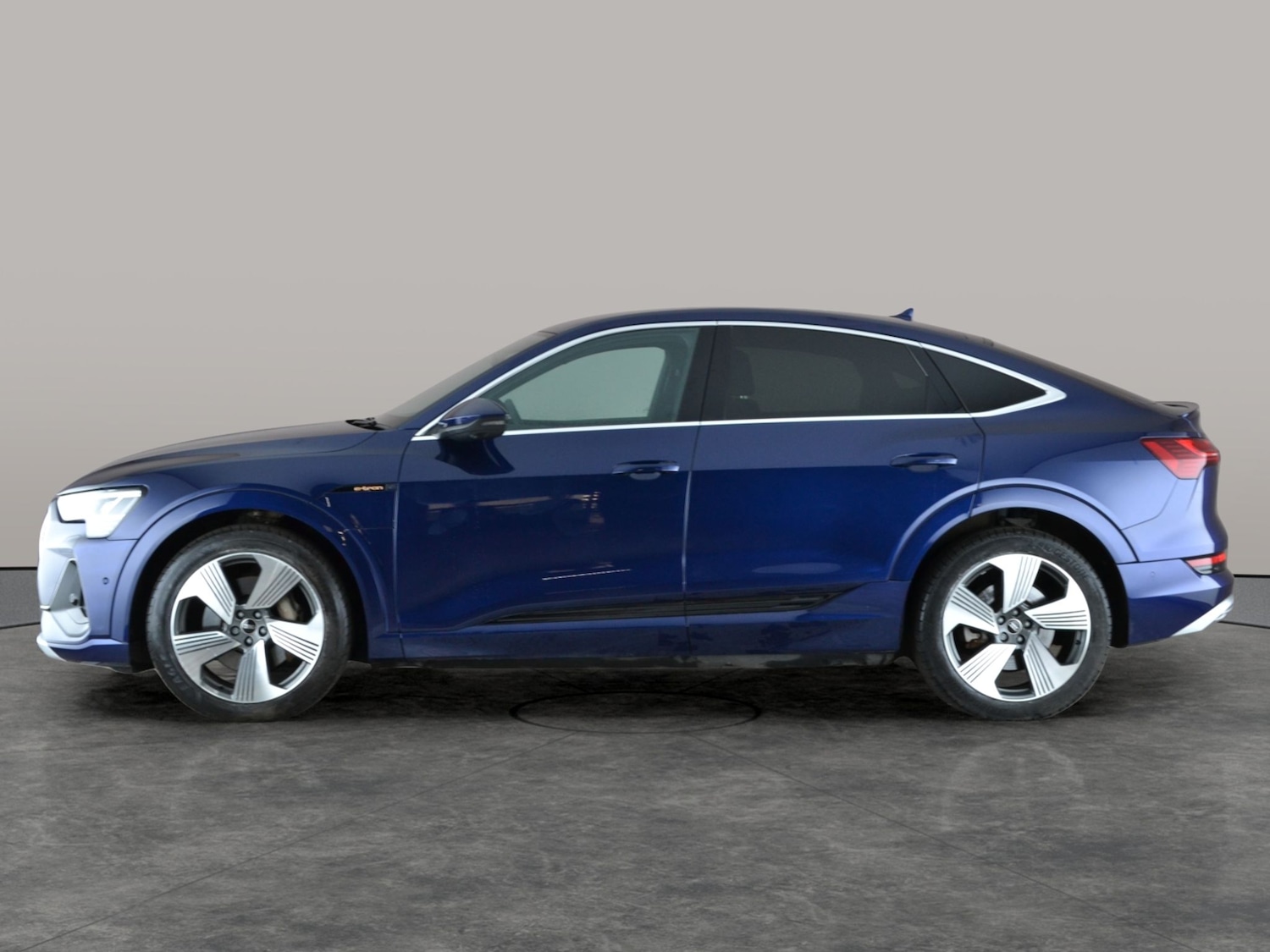 Used Audi e-tron 2022 for sale - 77043314: Photo 13