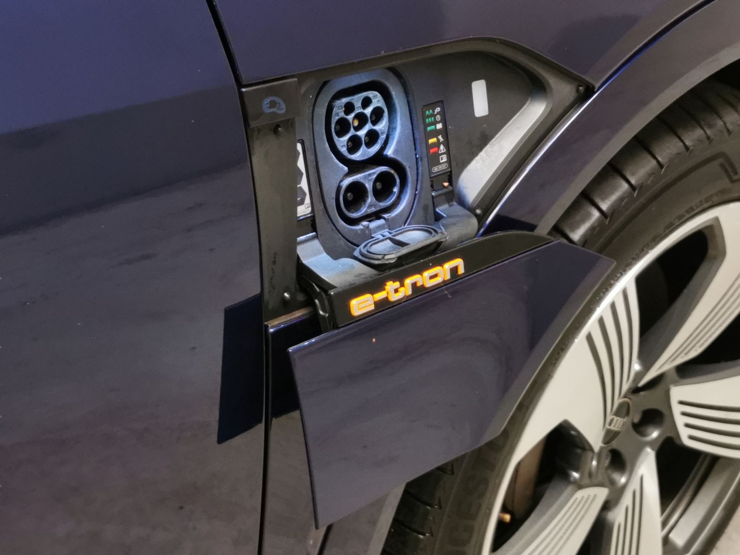 Used Audi e-tron 2022 for sale - 77043314: Photo 31