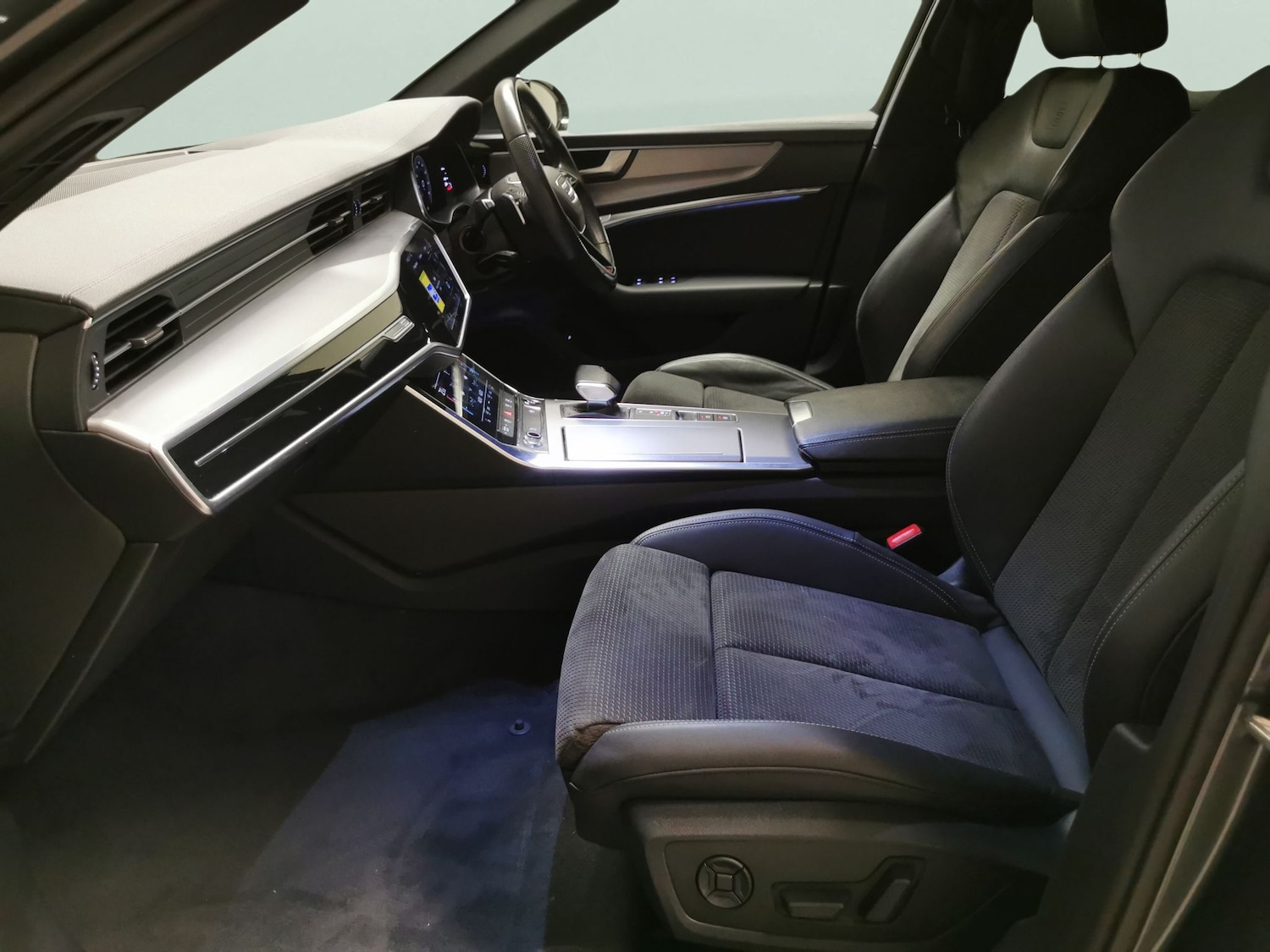 Used Audi A6 2021 for sale - 76526617: Photo 4