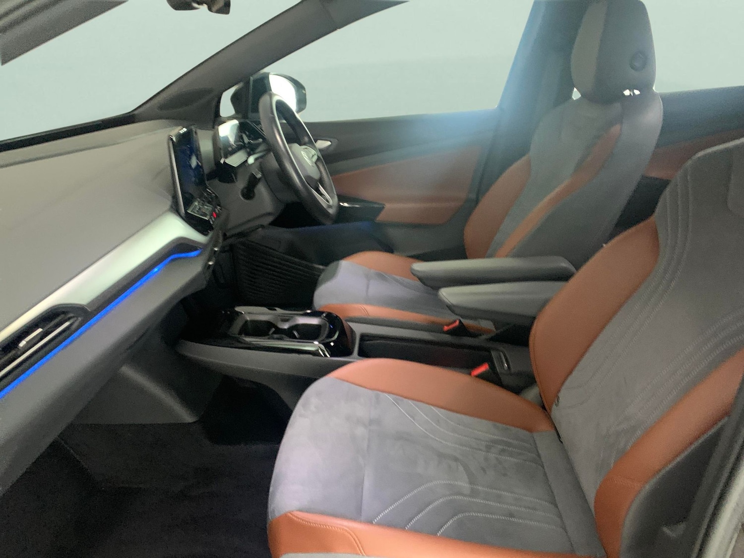 Used Volkswagen ID.4 2021 for sale - 76758087: Photo 4