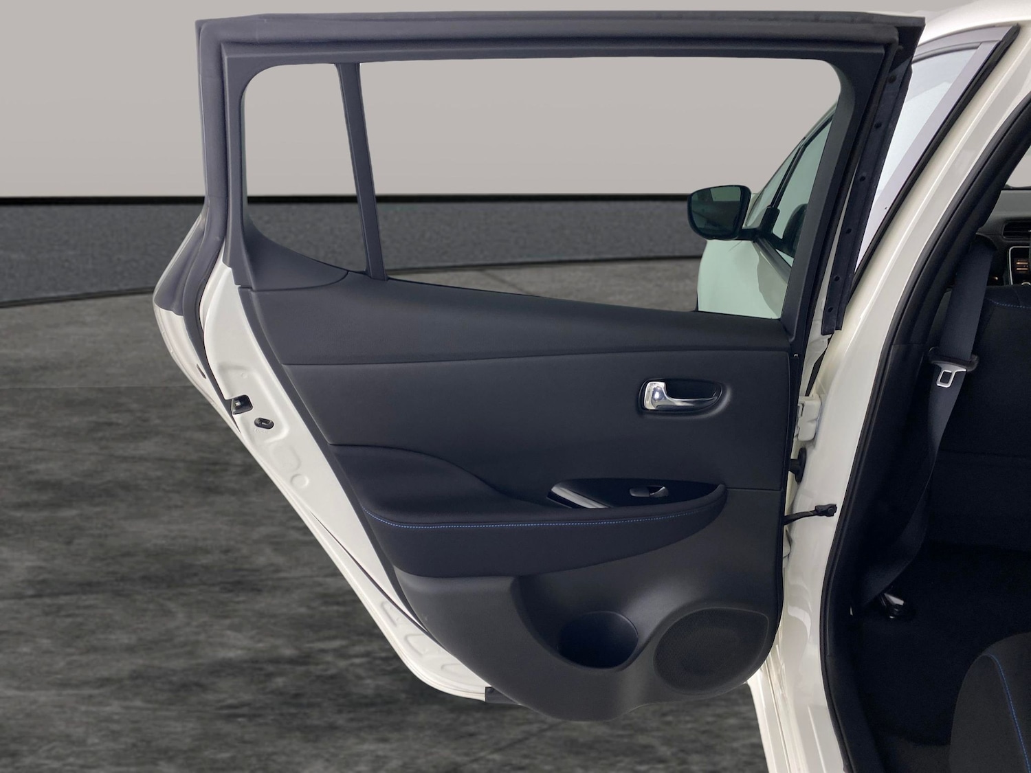 Used Nissan Leaf 2023 for sale - 76704171: Photo 26