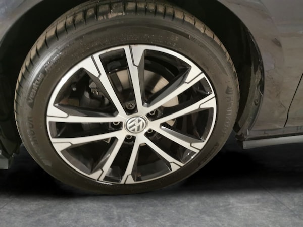 Used Volkswagen Golf 2020 for sale - 76290631: Photo 31