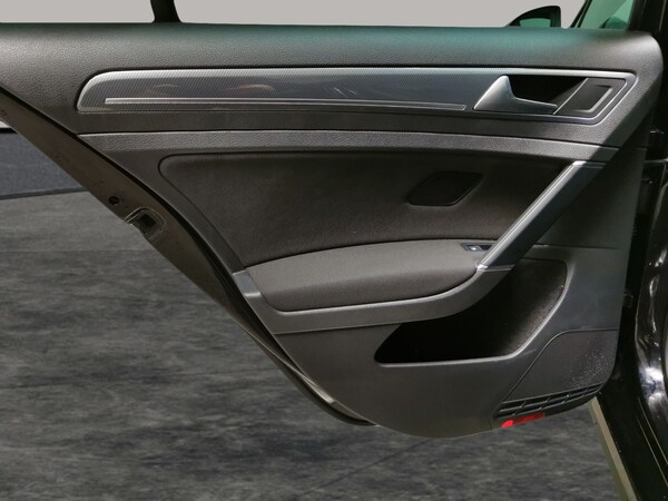Used Volkswagen Golf 2020 for sale - 76290631: Photo 37