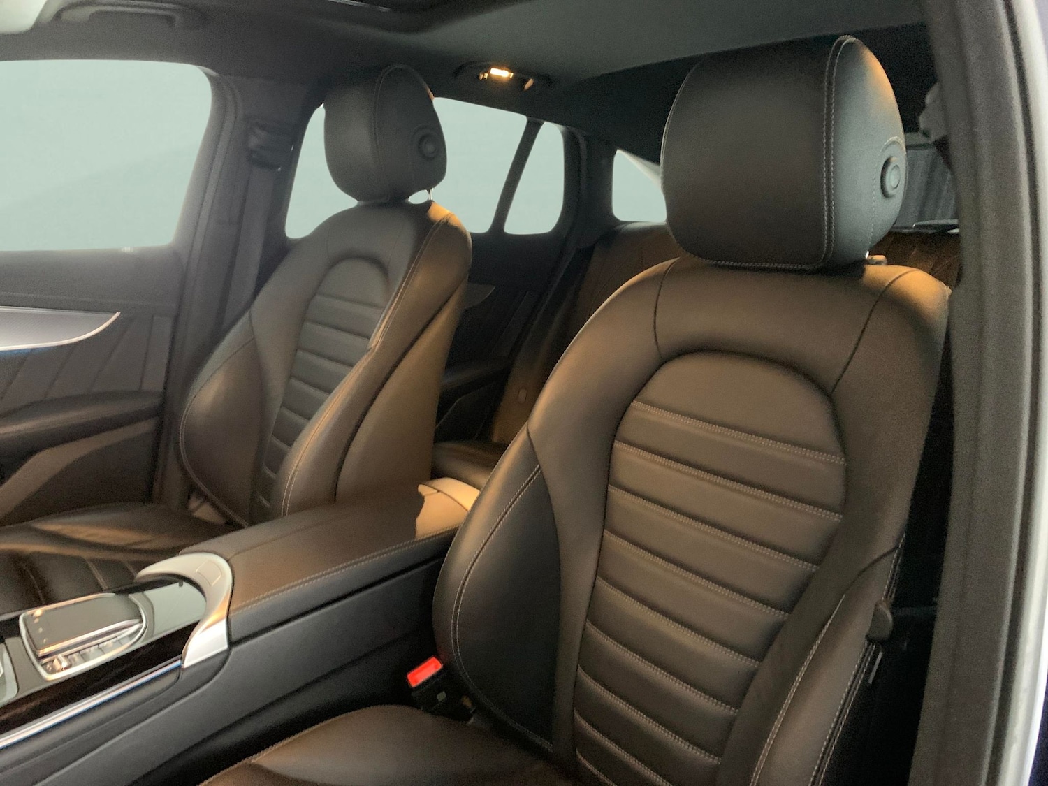 Used Mercedes-Benz EQC 2023 for sale - 76452597: Photo 11