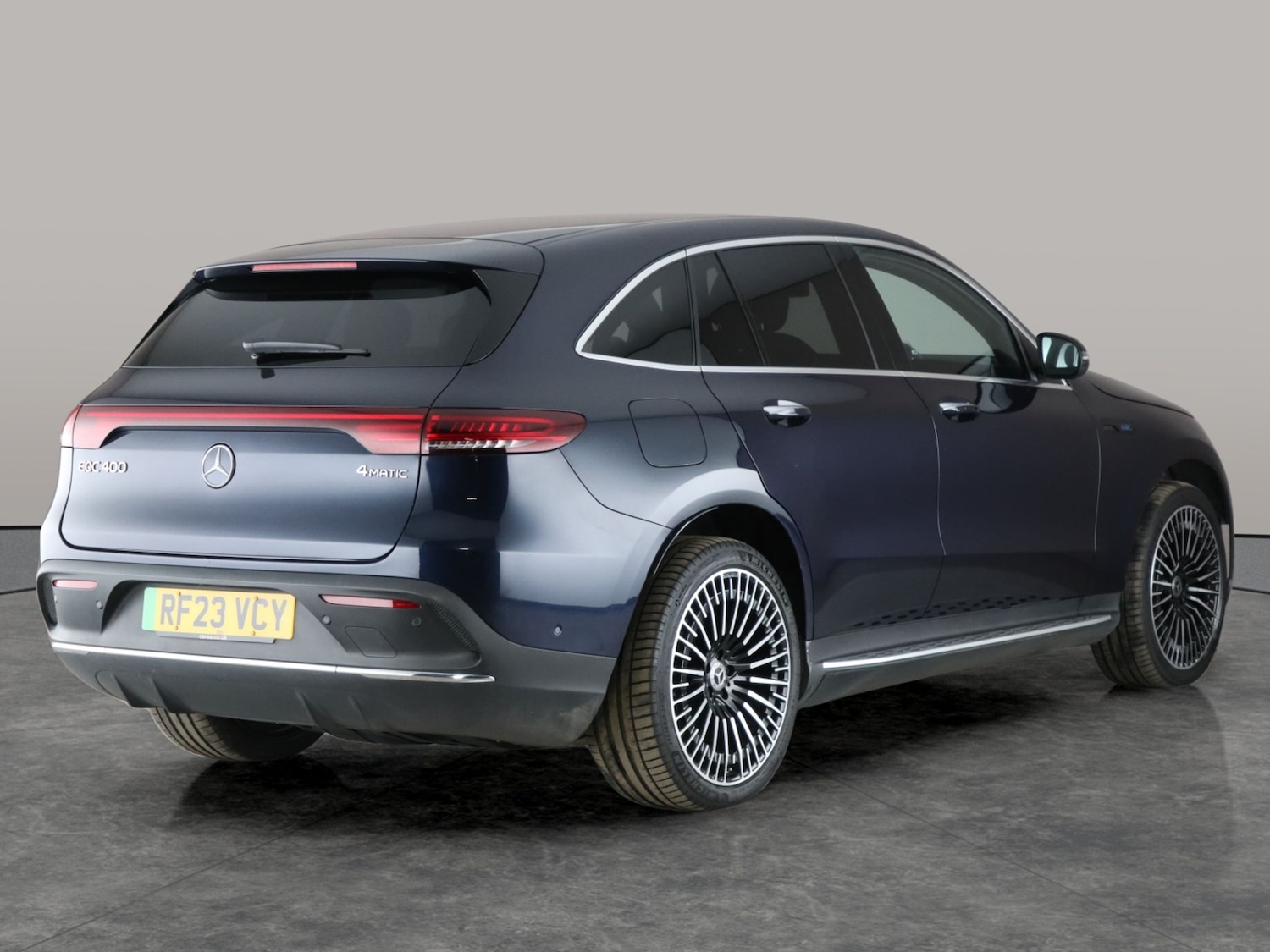 Used Mercedes-Benz EQC 2023 for sale - 76452597: Photo 16