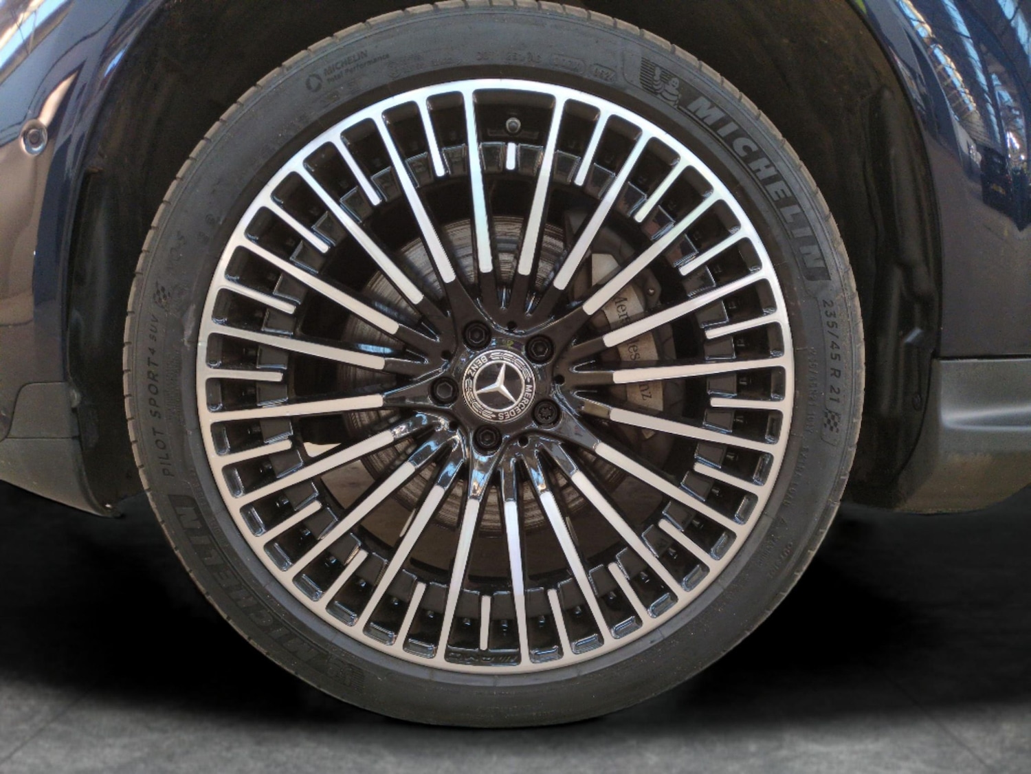 Used Mercedes-Benz EQC 2023 for sale - 76452597: Photo 32