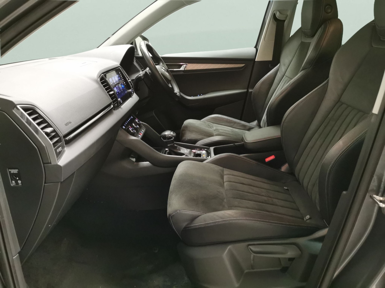 Used Skoda Karoq 2023 for sale - 77980709: Photo 4