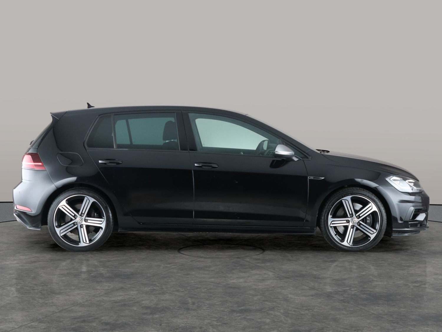 Used Volkswagen Golf 2020 for sale - 76757279: Photo 10