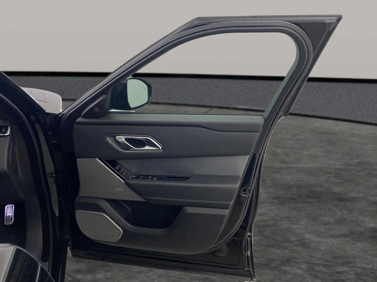 Used Land Rover Range Rover Velar 2021 for sale - 77005758: Photo 31