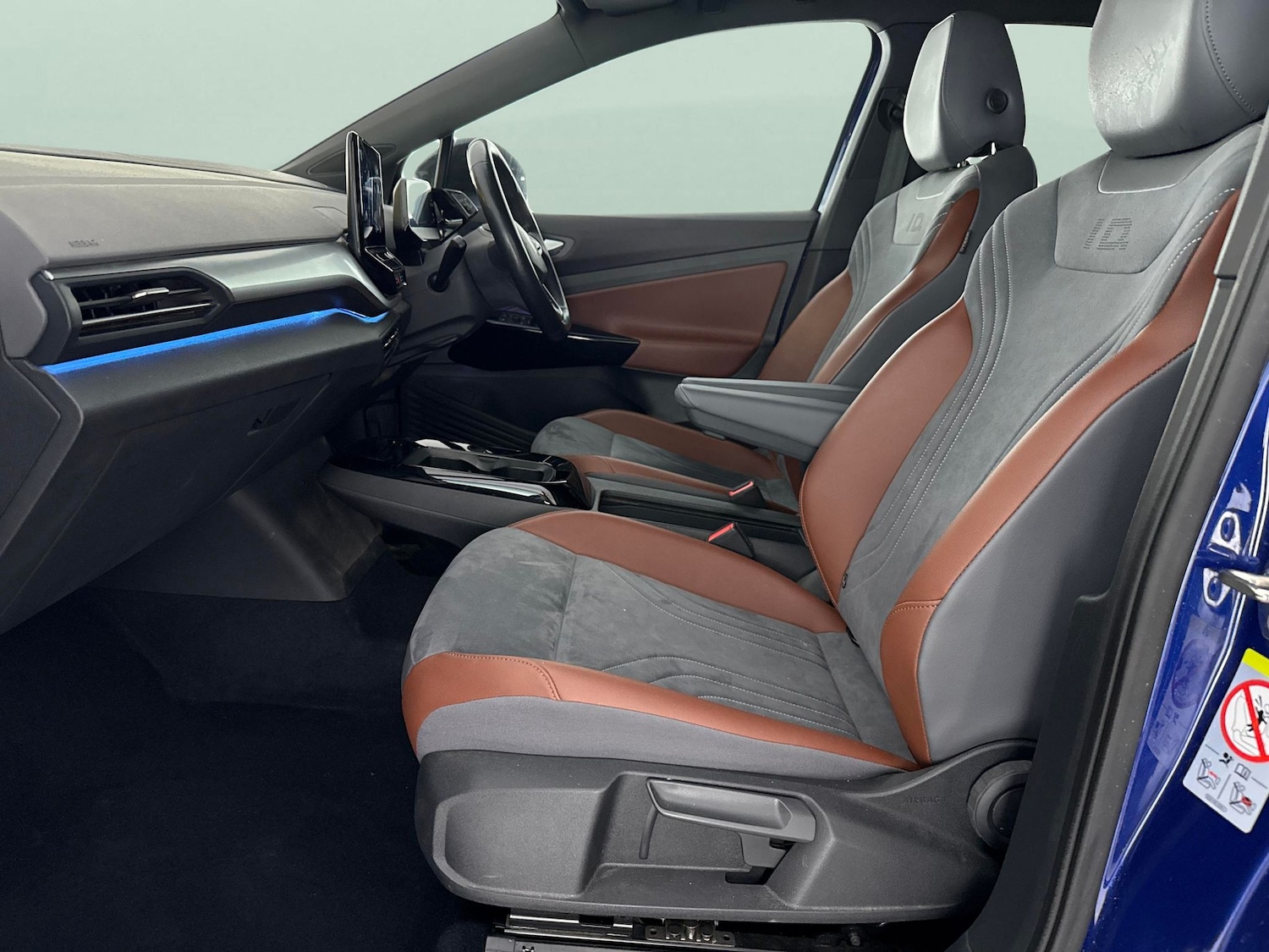 Used Volkswagen ID.4 2021 for sale - 77576937: Photo 4