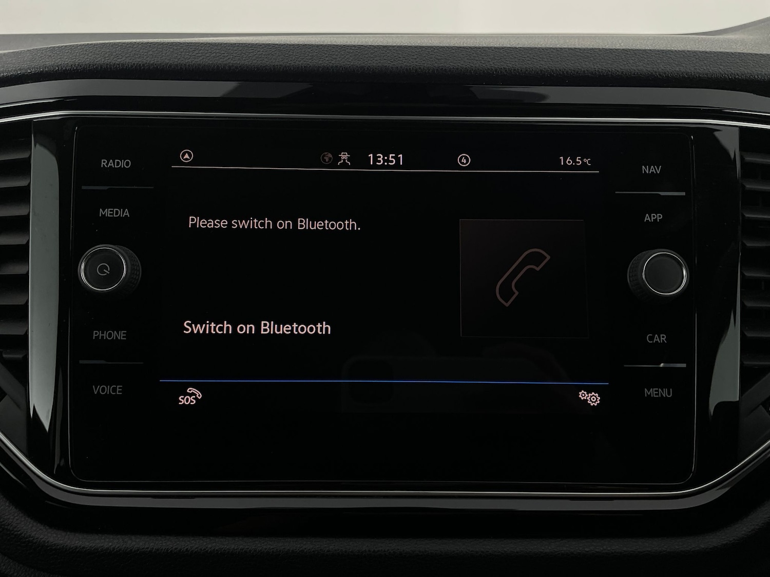 Used Volkswagen T-Roc for sale - 76736166: Photo 15