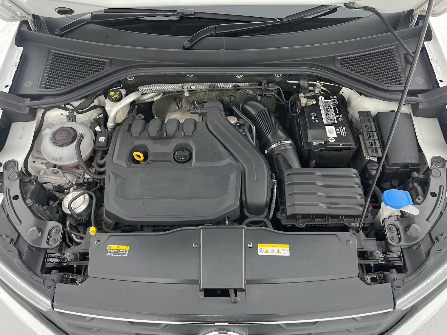 Used Volkswagen T-Roc for sale - 76736166: Photo 34