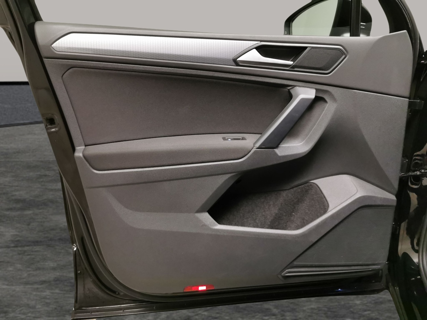 Used Volkswagen Tiguan 2022 for sale - 77210849: Photo 23