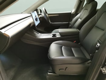 Used Tesla Model Y undefined for sale - 78436425: Photo