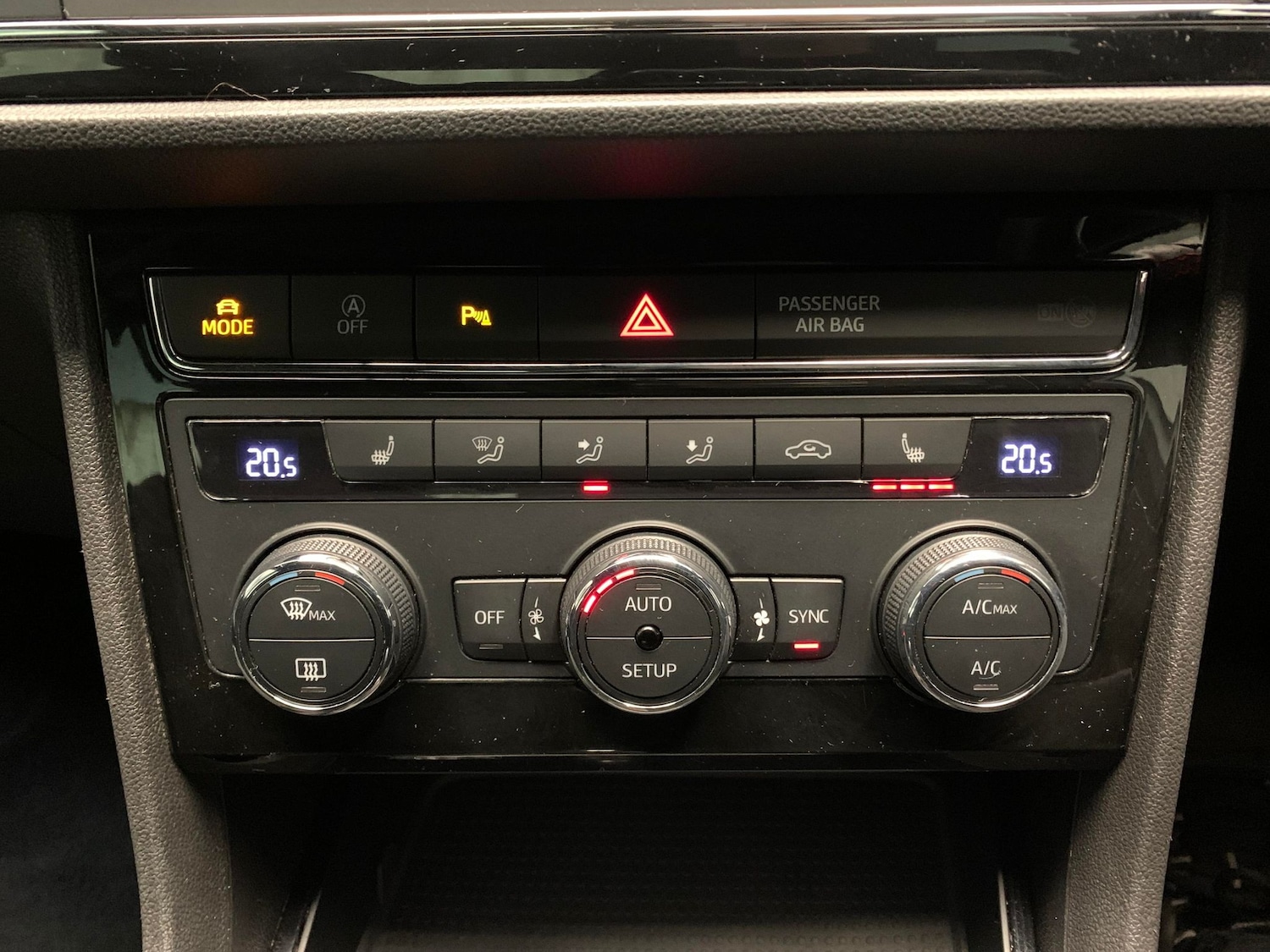 Used SEAT Leon 2020 for sale - 76668736: Photo 20