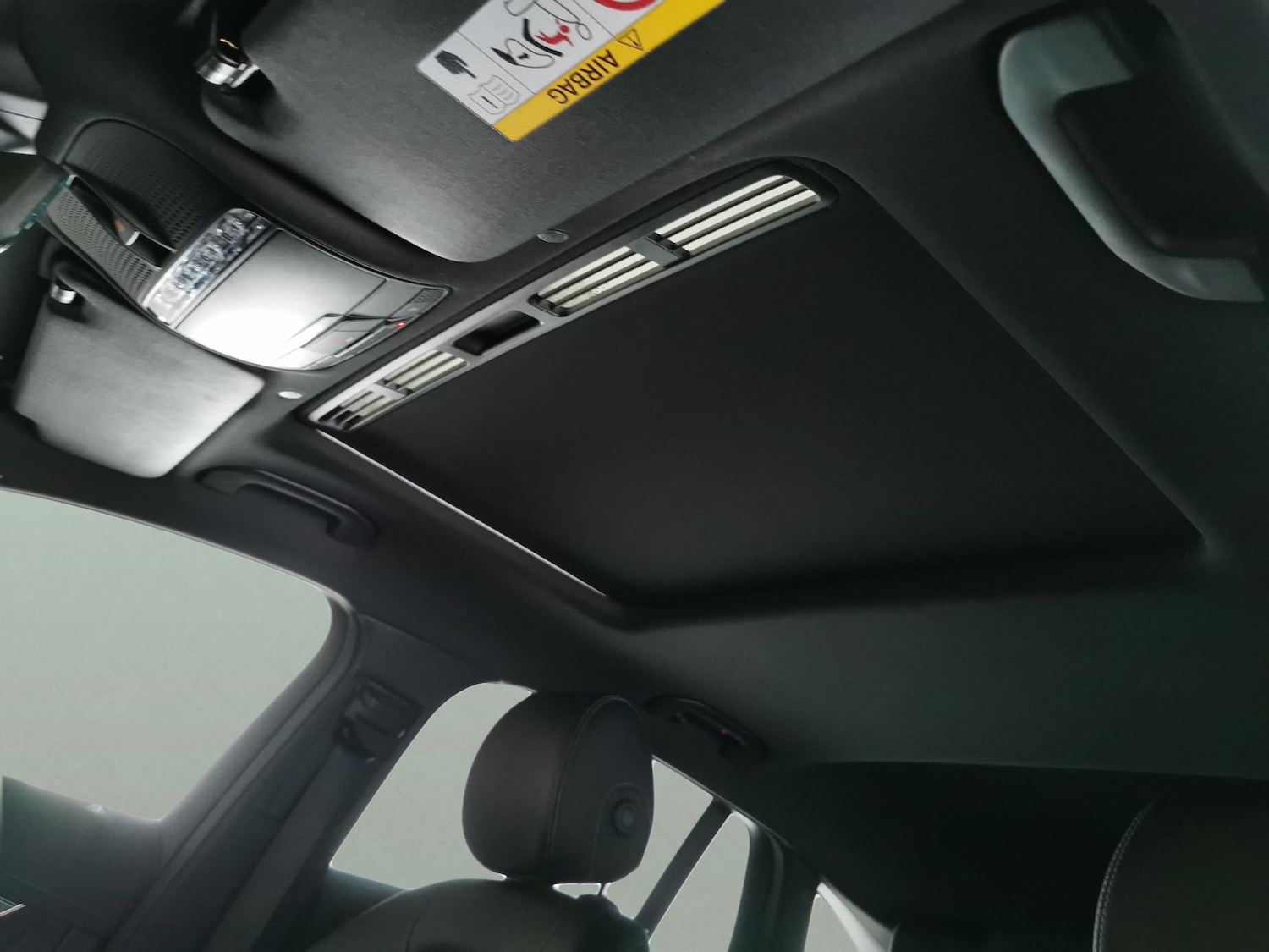 Used Mercedes-Benz EQC 2022 for sale - 77460869: Photo 5