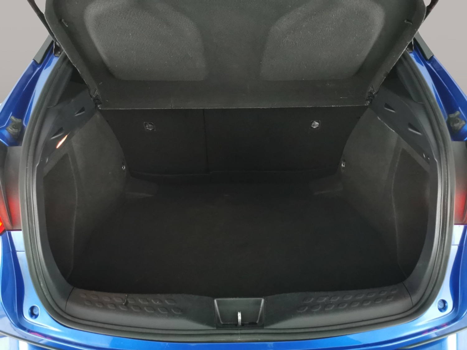 Used Toyota C-HR 2020 for sale - 76719858: Photo 31