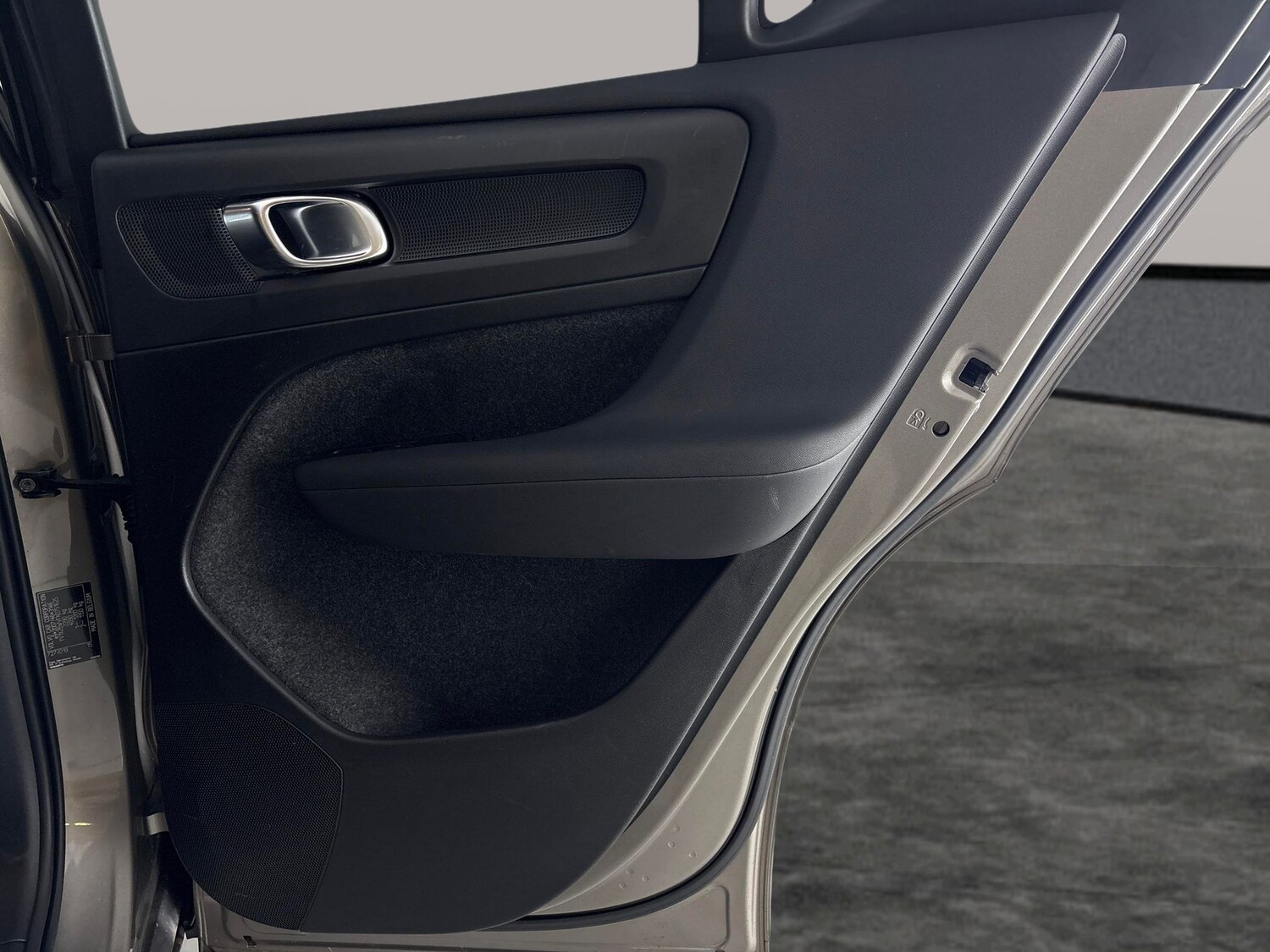 Used Volvo XC40 2022 for sale - 77418144: Photo 30